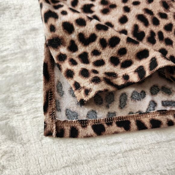 Betsy Johnson Large V Neck Long Sleeve Animal Print Cheetah Pullover Top - Picture 6 of 10
